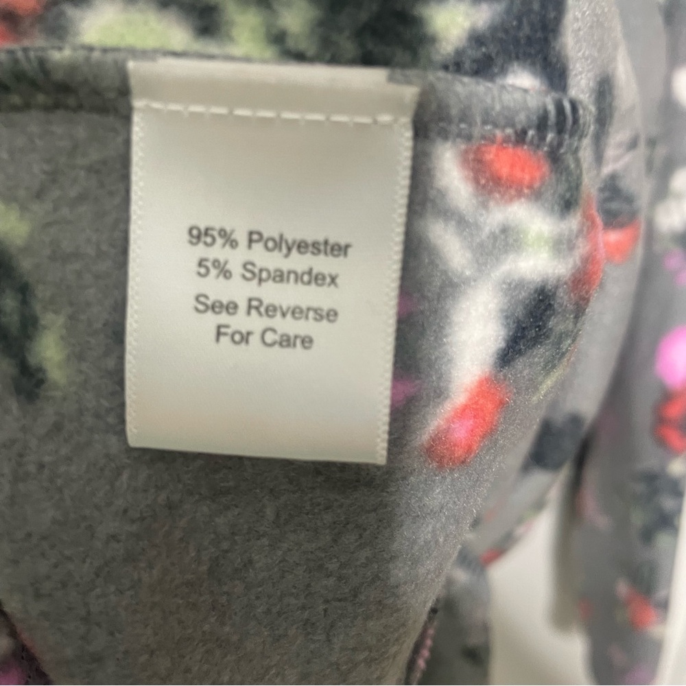 Vera Bradley Sporty Fleece Pullover Hope Blooms L Snap Up Gray Floral New - Picture 8 of 8